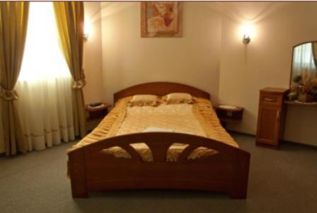 Sukiennice Hotel Chojnice Værelse billede